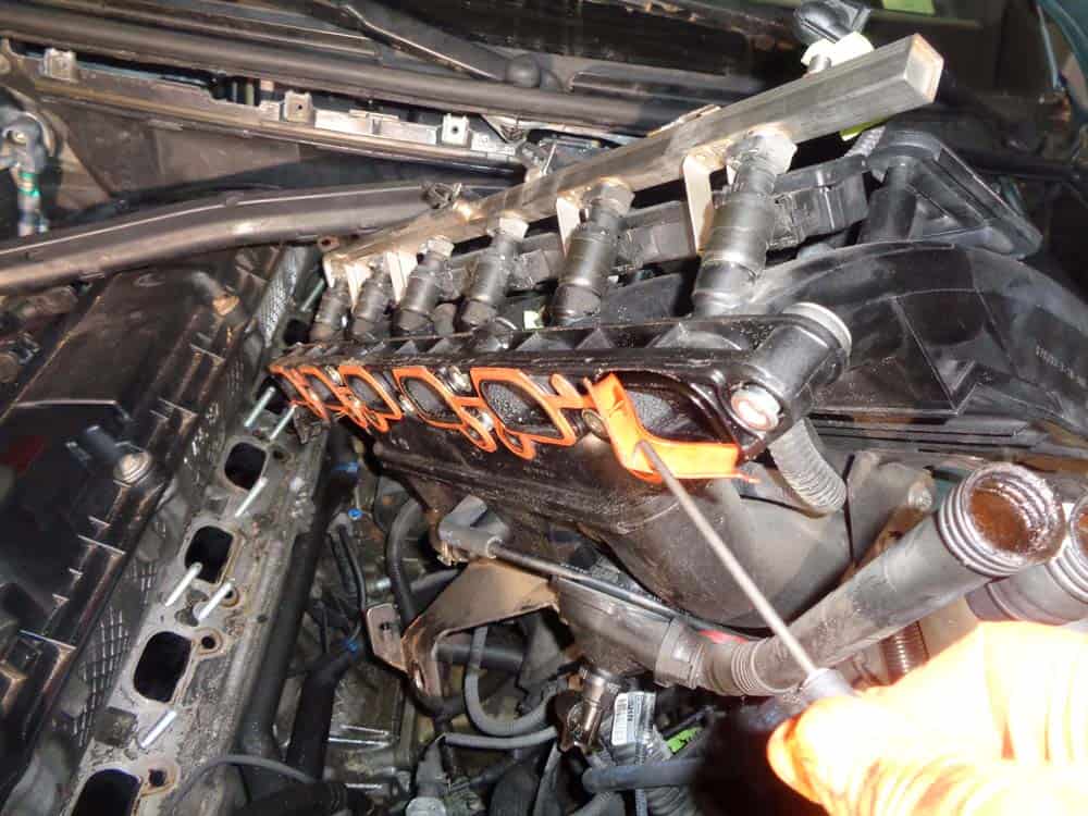 See P0B98 in engine